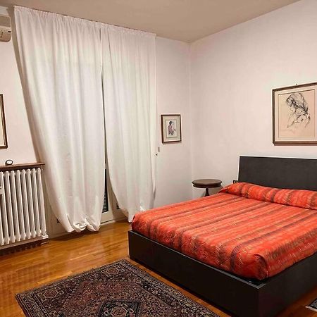 A Casa Di Gianni Apartment Gallarate Exterior foto
