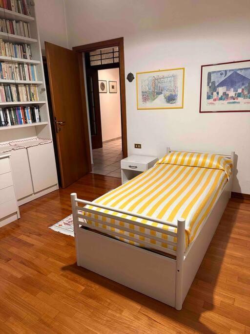 A Casa Di Gianni Apartment Gallarate Exterior foto